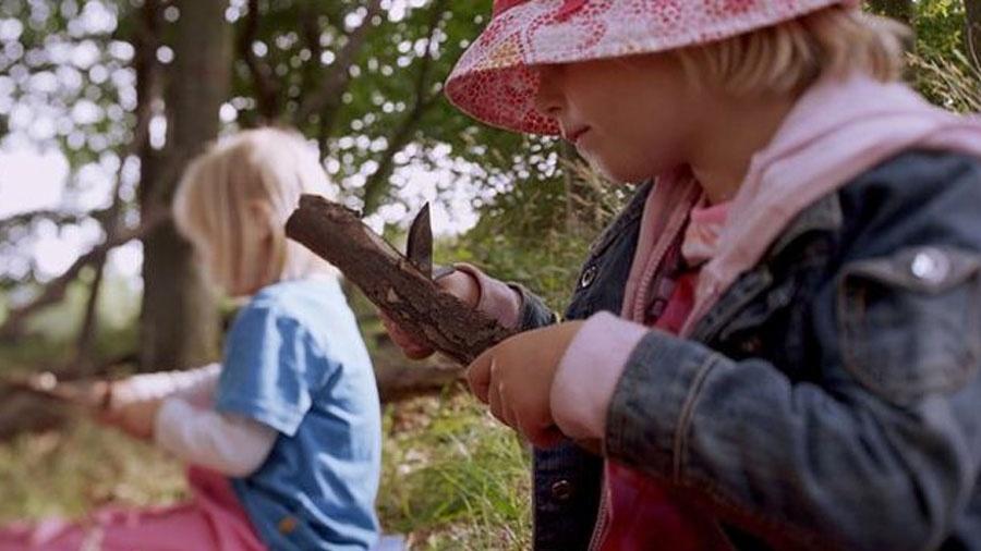 Em escolas dinamarquesas, crianças de 2 a 6 anos são ensinadas ao ar livre - Divulgação/Nature Play