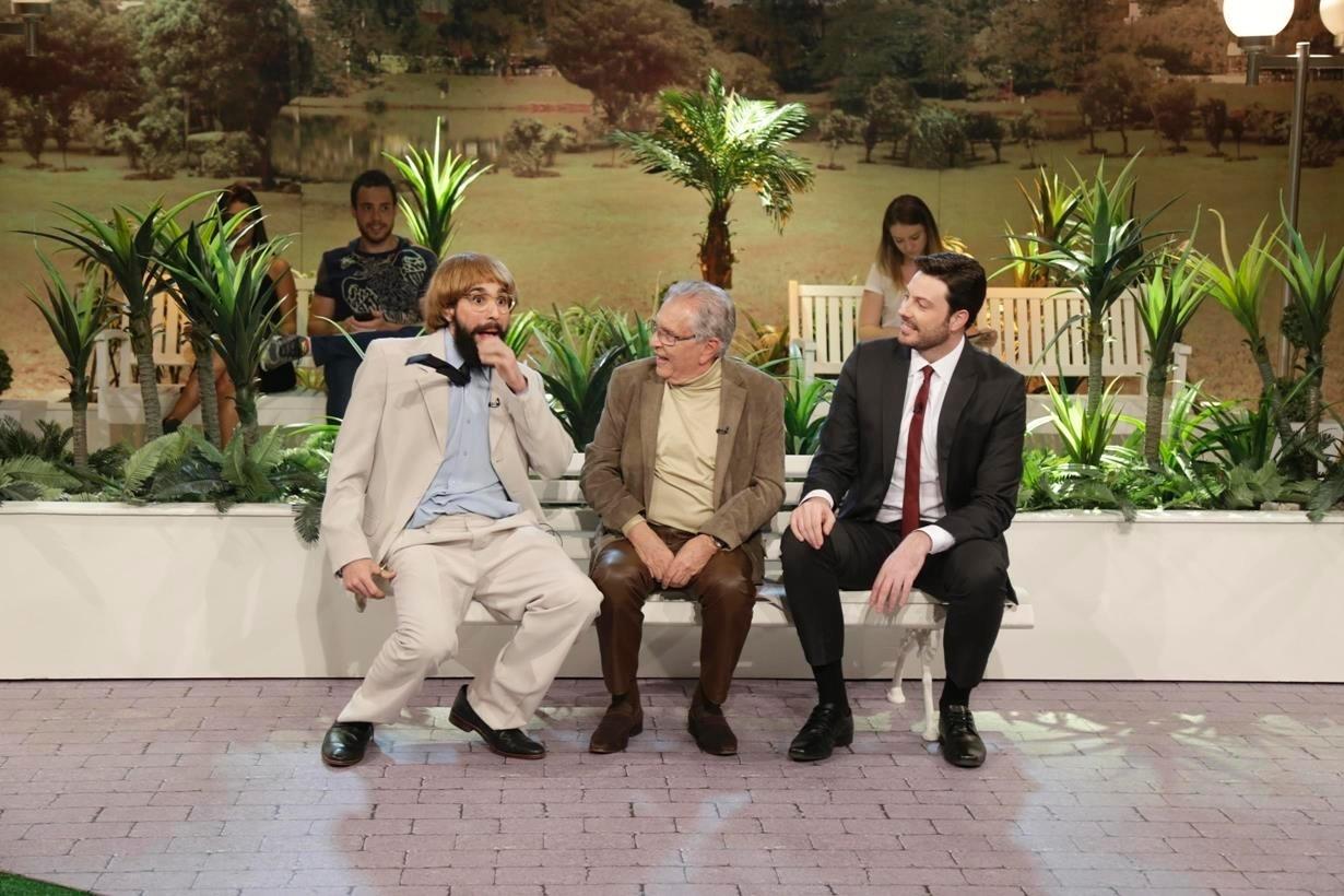 Programa "The Noite" recria cenário de "A Praça é Nossa" em homenagem a Carlos Alberto - Rodrigo Belentani/SBT