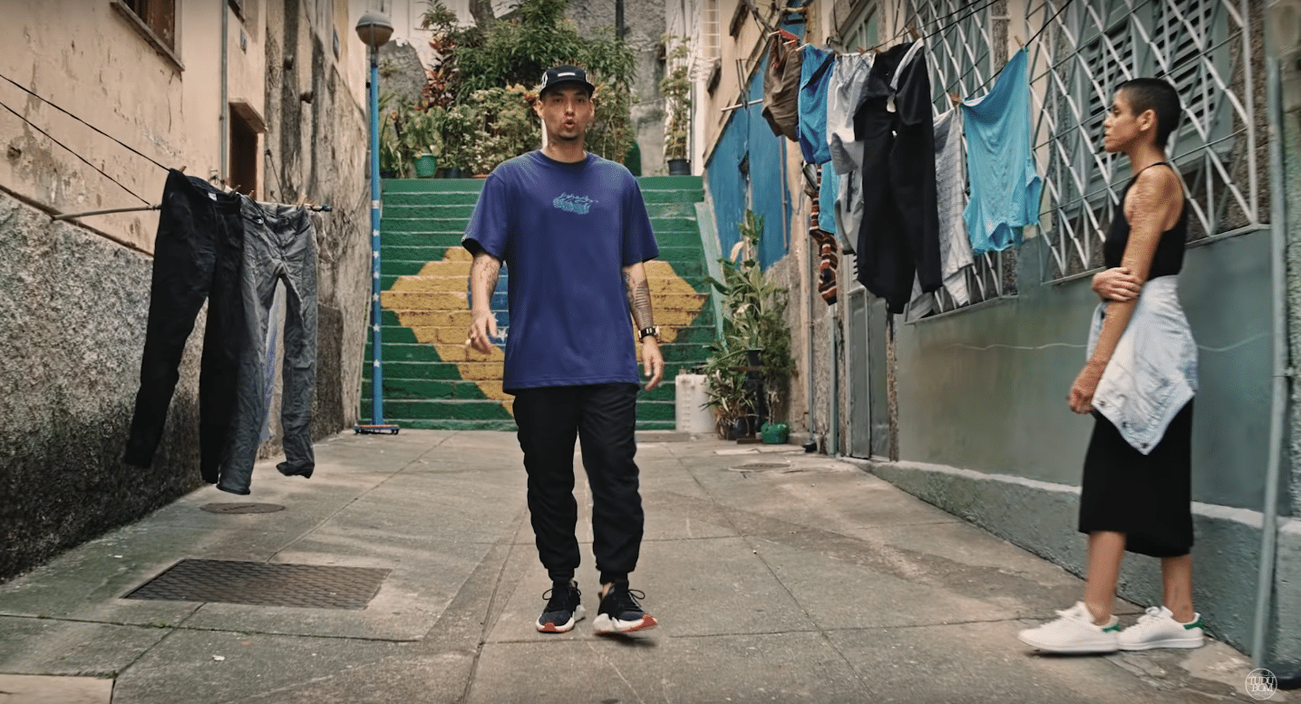 Filipe Ret Lanca Clipe De Santo Forte Assista 13 08 2018 Uol Entretenimento filipe ret lanca clipe de santo forte