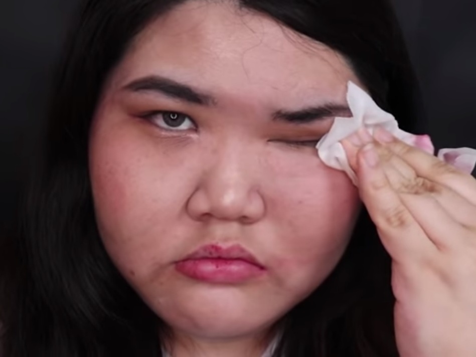 Medo de mostrar rosto': mulheres atacam padrão de beleza na Coreia