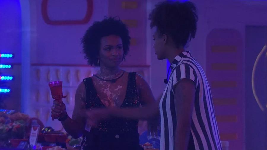 BBB 22: Natália se declara para Jessilane durante festa - Reprodução/Globoplay