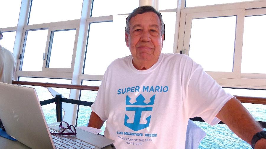 Mario Salcedo mora em navios há 25 anos Mario Salcedo mora em navios há 25 anos