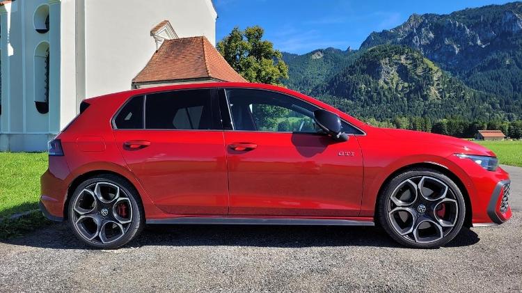 Volkswagen Golf GTI - Daniel Neves/UOL - Daniel Neves/UOL