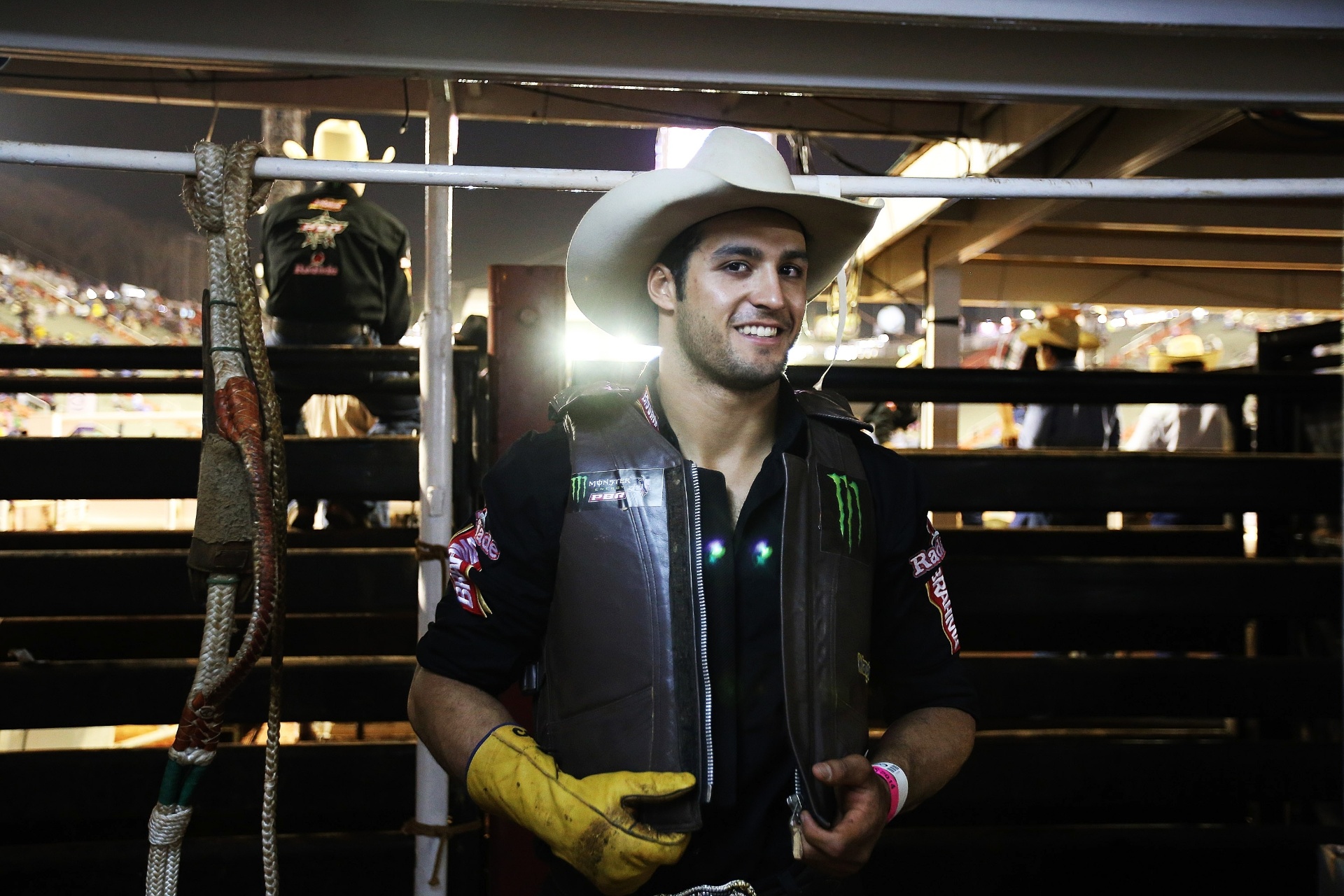 20.ago.2015 - Para manter a boa forma, André disse que corre porque peão tem que ser leve - Reinaldo Canato/UOL