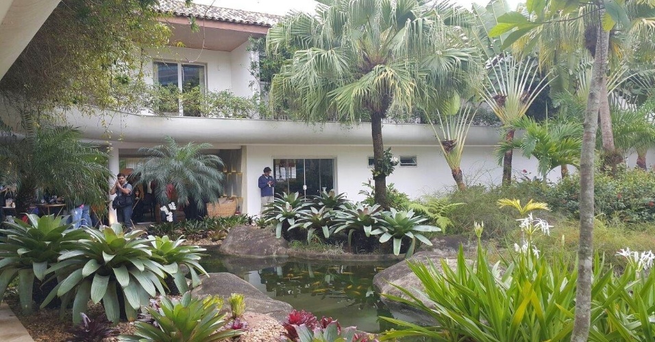 Casa onde é gravada "Mister Brau", a nova série da Globo. A residência fica no condomínio Santa Mônica Jardins, um dos mais caros da Barra da Tijuca, no Rio de Janeiro