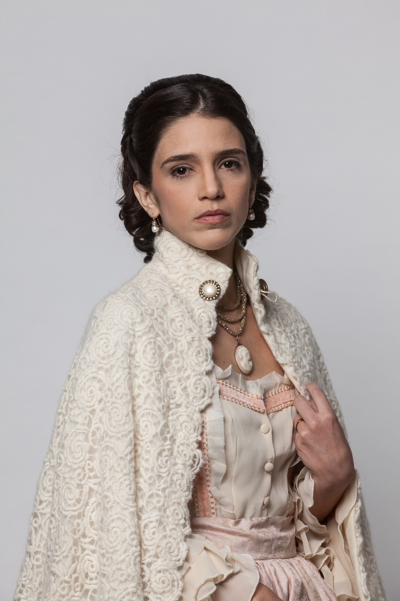 Roberta Gualda vive Teresa em "Escrava Mãe" - Divulgação/Record/Edu Moraes