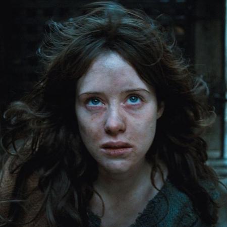 Claire Foy no filme "Caças às Bruxas", de 2011 - Divulgação - Divulgação