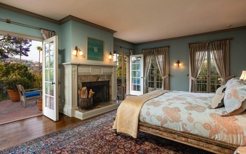 Angelina Jolie comprou mansão que foi do cineasta Cecil B. DeMille - Reprodução/Hilton&Hyland