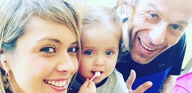 Aline quer continuar no meio artístico pela família - Arquivo Pessoal - Arquivo Pessoal