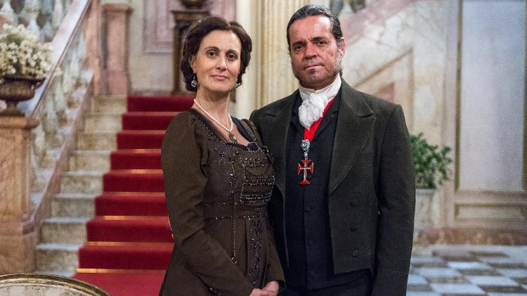 Narcisa (Márcia Cabrita) e Bonifácio (Felipe Camargo) em "Novo Mundo" - Raquel Cunha/TV Globo - Raquel Cunha/TV Globo