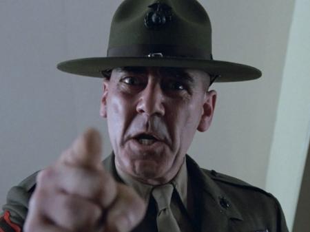 [Image: ronald-lee-ermey-impressionou-como-o-sar...50x337.jpg]