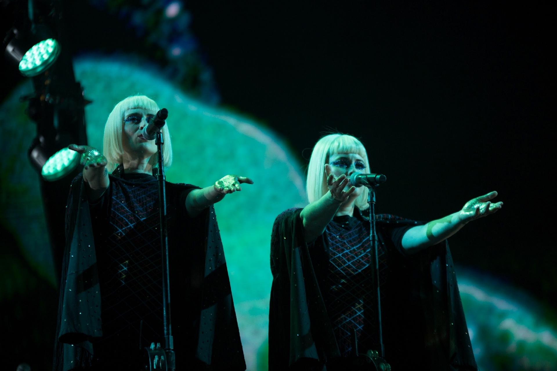 As backing vocals de Roger Waters durante o show em Porto Alegre - Leo Caobelli/UOL