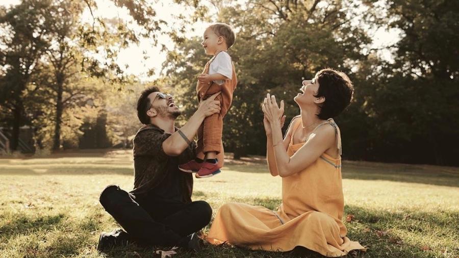 Junior Lima e Monica Benini com o filho, Otto - Reprodução/Instagram
