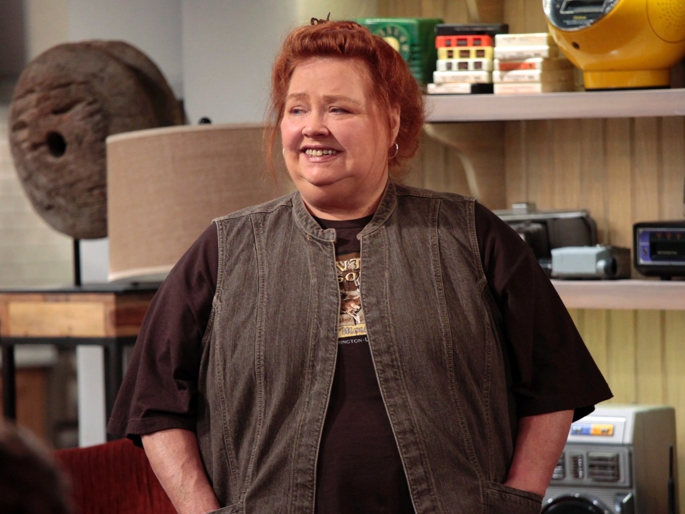 Berta continuará viva como a melhor personagem de 'Two and a Half Men'