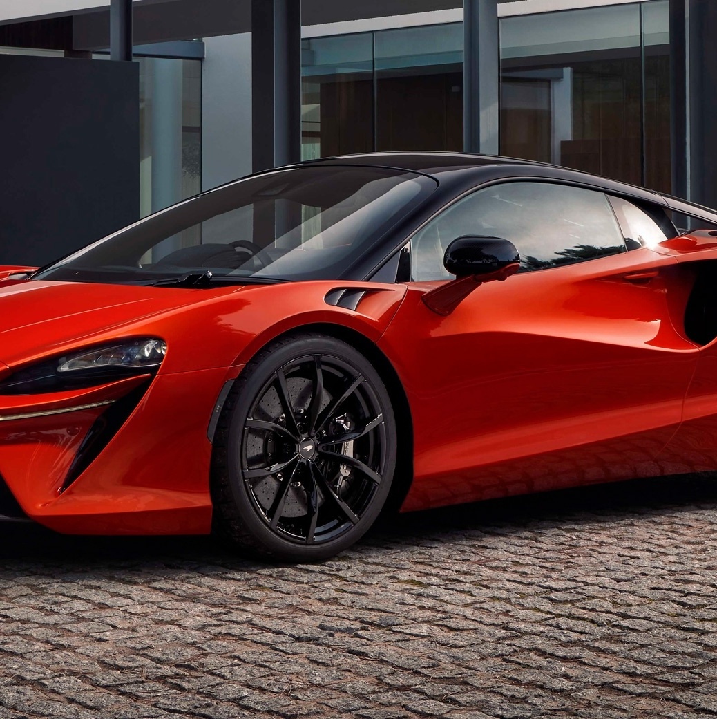 McLaren lança dois novos carros de corrida :: Notícias :: autoviva