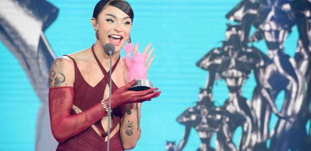MTV Miaw: Confira looks de Pabllo Vittar durante premiação - Vimarsana News