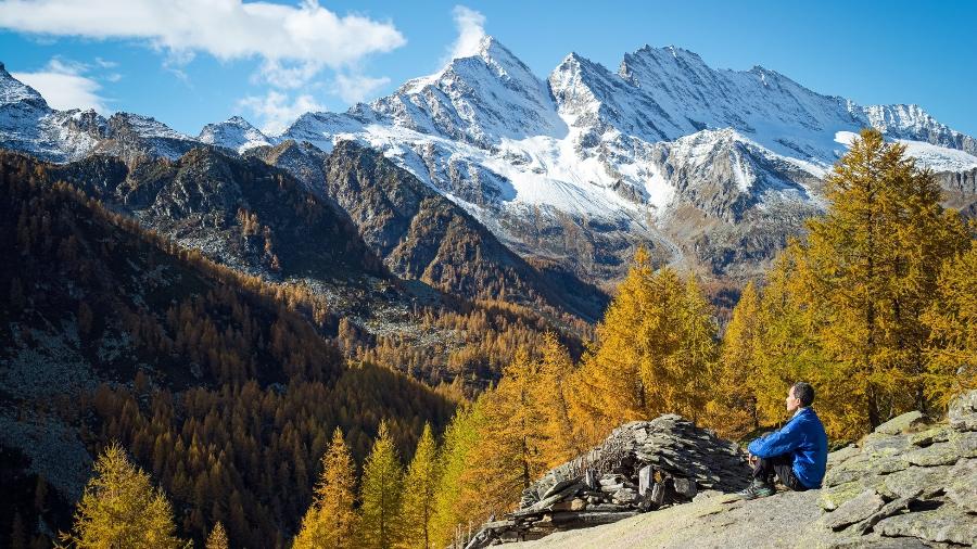 É possível admirar uma vista impressionante dos Alpes Italianos em Gran Paradiso - ueuaphoto/Getty Images/iStockphoto