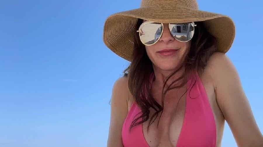 Ana Paula Padrão posa em praia de Miami, nos Estados Unidos - Reprodução/Instagram 