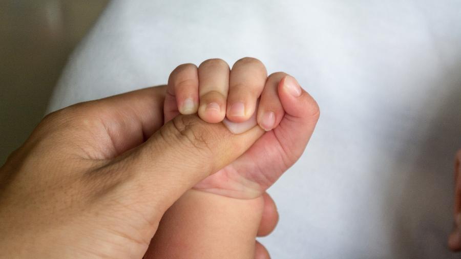 Mãe e padrasto viram réus por morte de bebê em Sorocaba