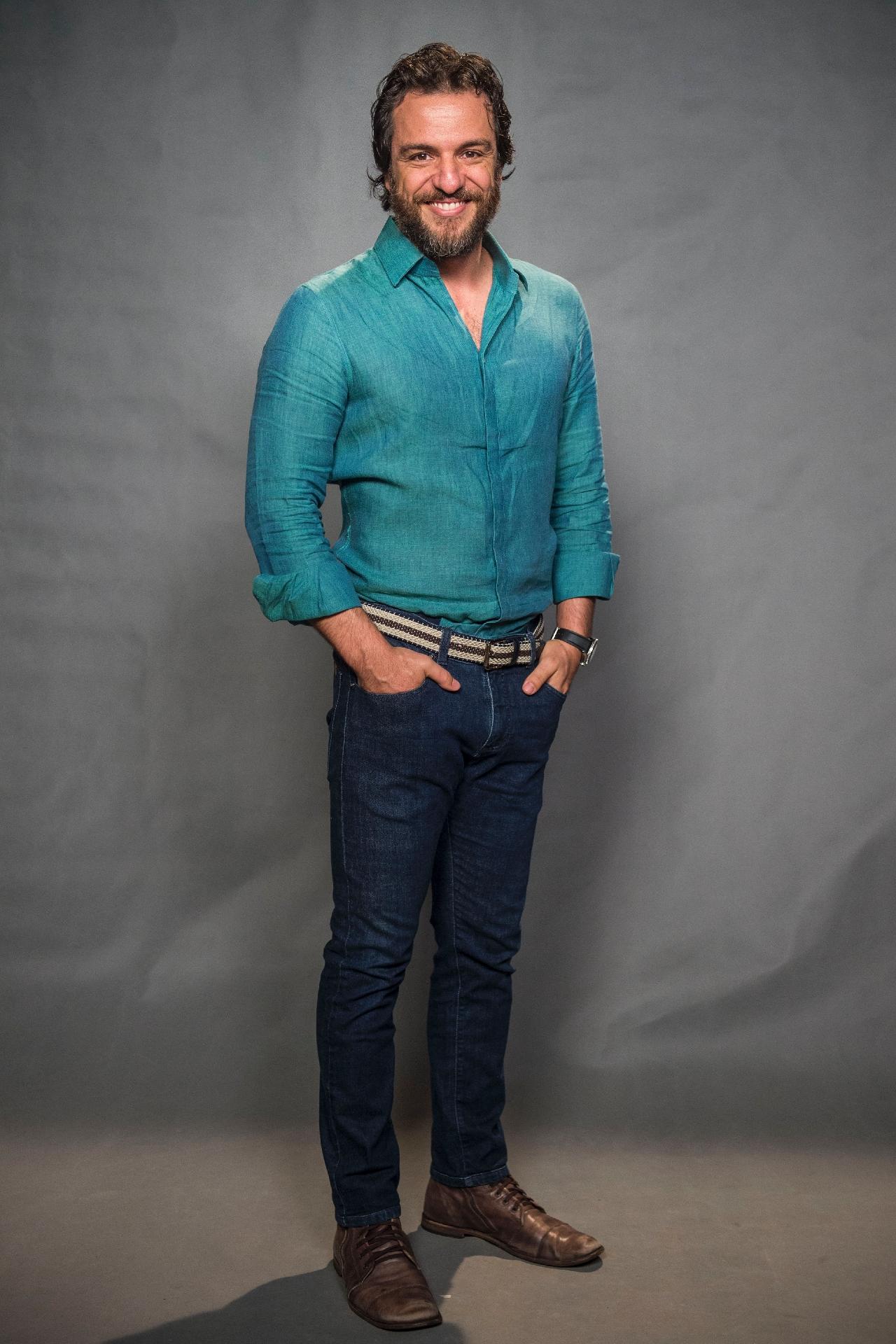 Rodrigo Lombardi vai ser reeditar com Juliana Paes um dos casais de maiores sucessos da televisão: Maya e Raj de "Caminhos das Índias". ?Juliana é uma das poucas amigas que eu tenho fora dos sets de gravações", revela - Divulgação/TVGlobo/João Miguel Júnior