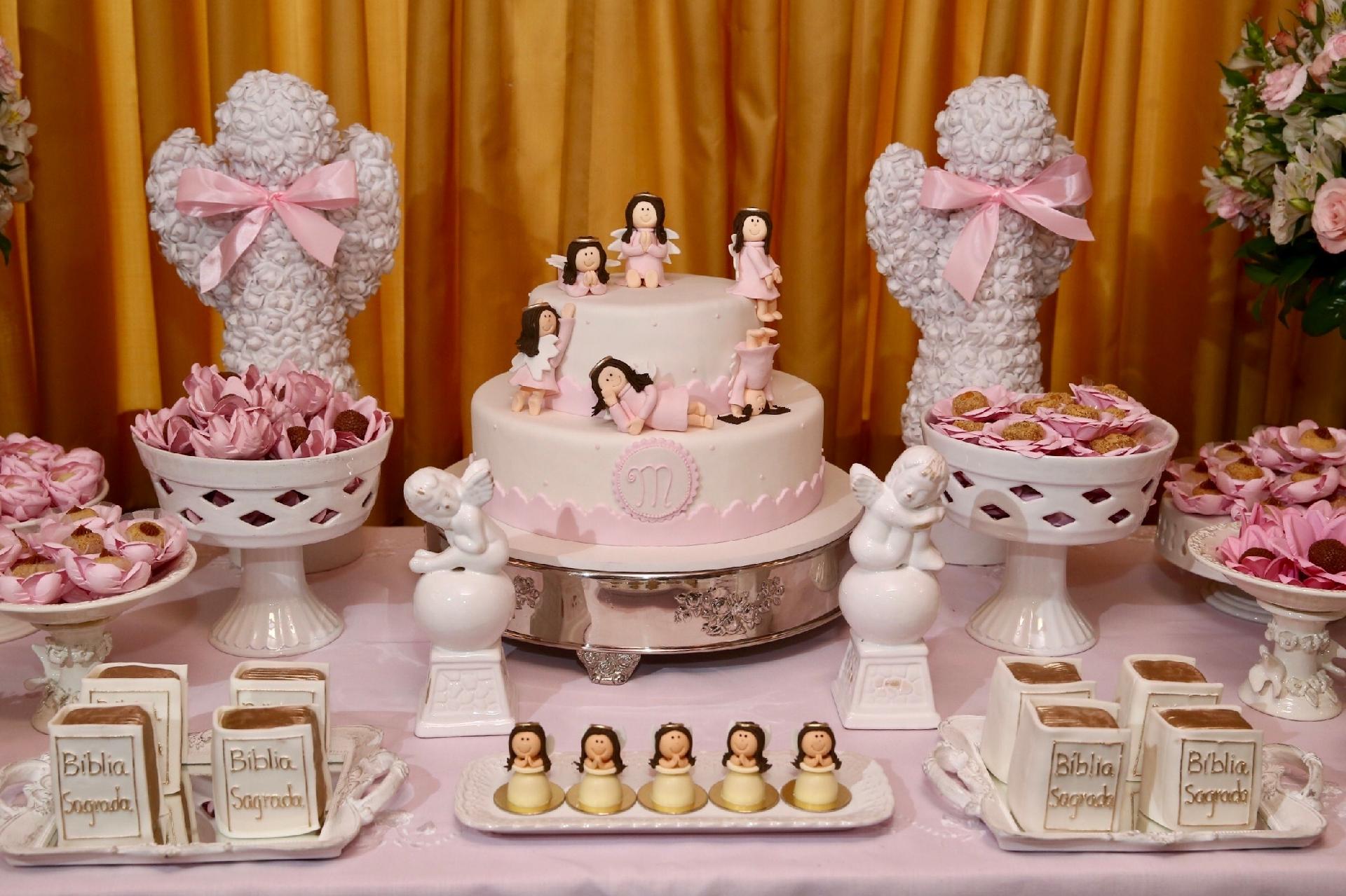 Detalhe da mesa de doces da festa da primeira comunhão de Maria, filha de Rodrigo Faro e Vera Viel - Manuela Scarpa/Brazil News