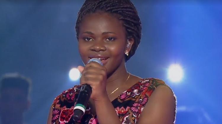 A candidata Isabel Antonio, que cantou balada "Heal the World", de Michael Jackson - Reprodução - Reprodução