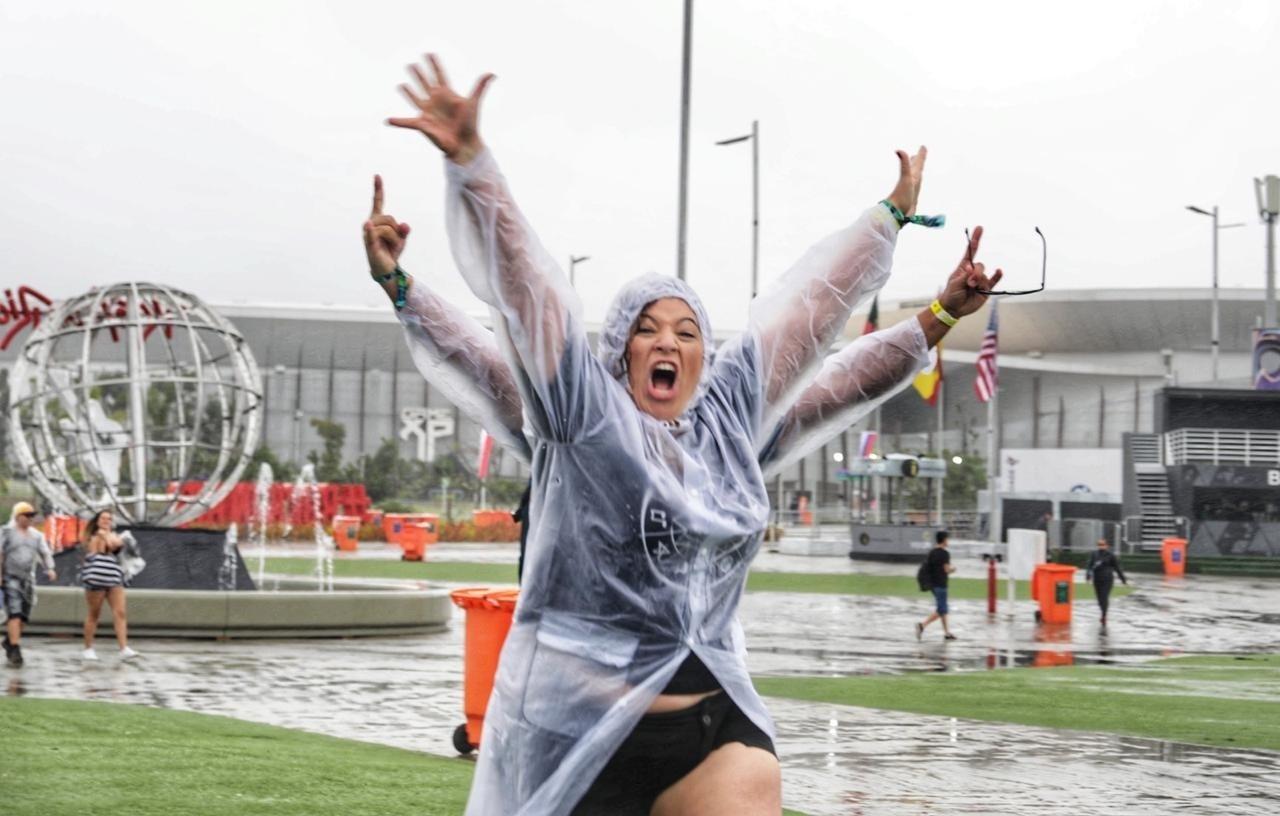 Nem a chuva acabou com a animação do público no Rock in Rio 2019 - LUCIOLA VILELLA/UOL
