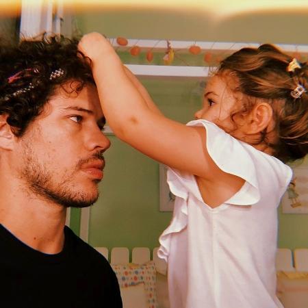 José Loreto e a filha Bella Loreto - REPRODUÇÃO/INSTAGRAM