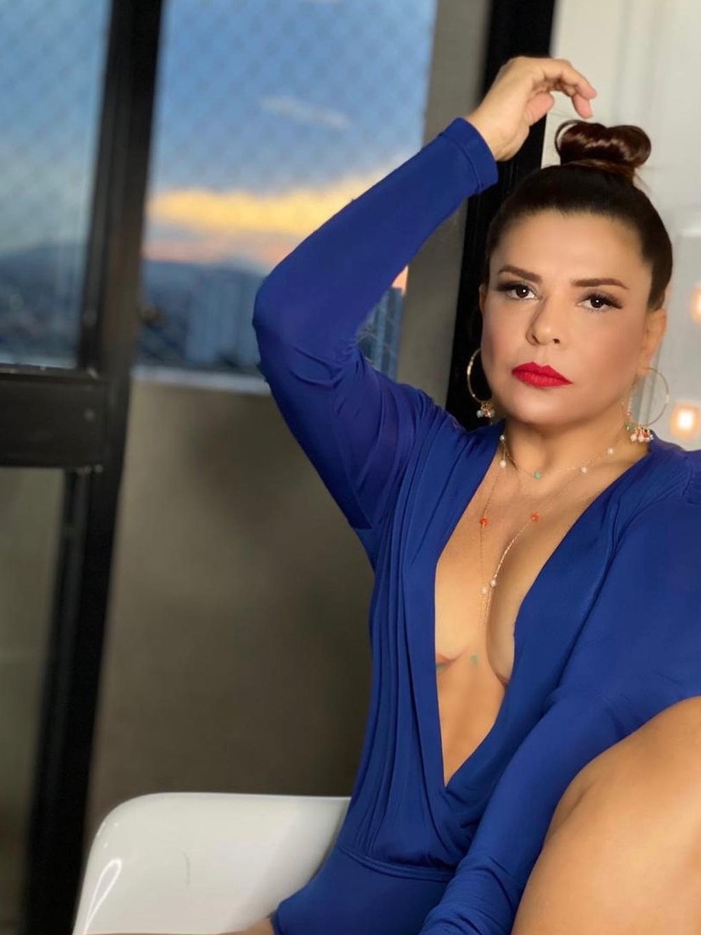 Mara Maravilha posta foto raríssima de seus 19 anos: Mudei muito?