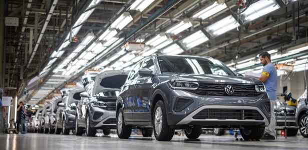 Pró-governo diz que prejuízo bilionário força Volkswagen a acelerar cortes