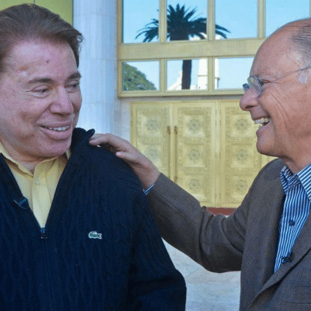 Silvio Santos se encontra com Edir Macedo em 2015 - Reprodução/TV Record