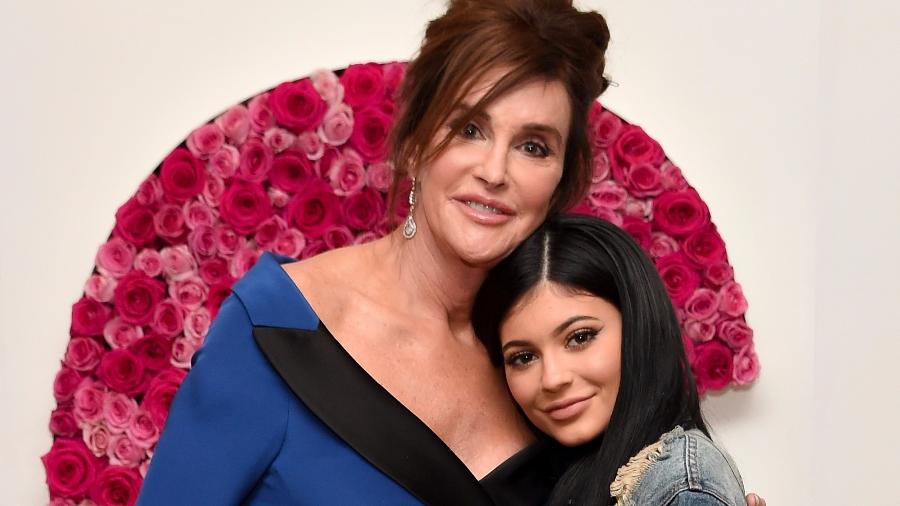 Caitlyn Jenner e a filha, Kylie - Getty Images