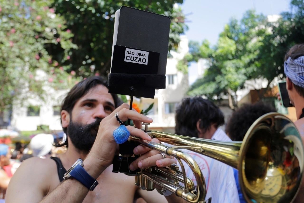 Bloco A Espetacular Charanga do França desfila em Santa Cecília, região central de São Paulo - Nelson Antoine/UOL