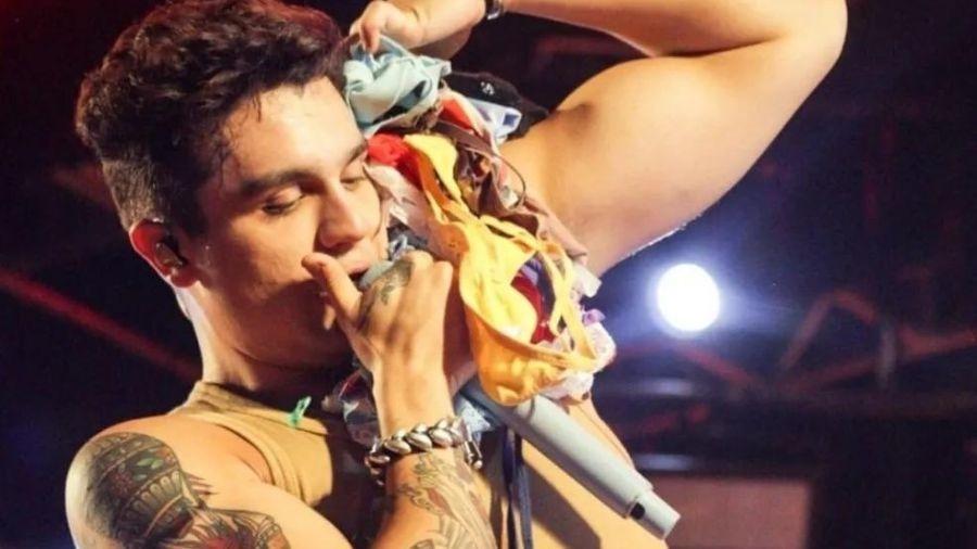 Luan Santana recebe "chuva de calcinhas" - Reprodução/Instagram