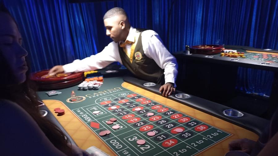 Espaço "Casino Clandestino" estava disponível no Camarote Bar Brahma - Weslley Neto/UOL