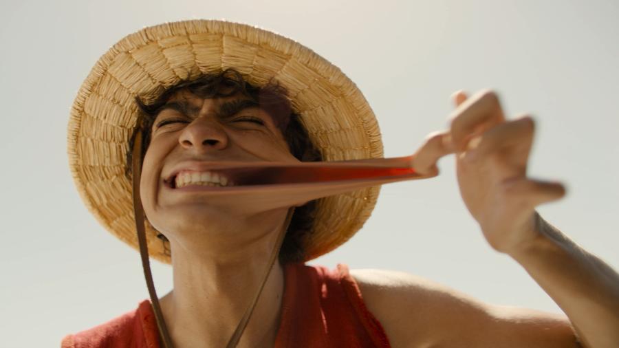 Iñaki Godoy como Monkey D. Luffy na primeira temporada da série 'One Piece'