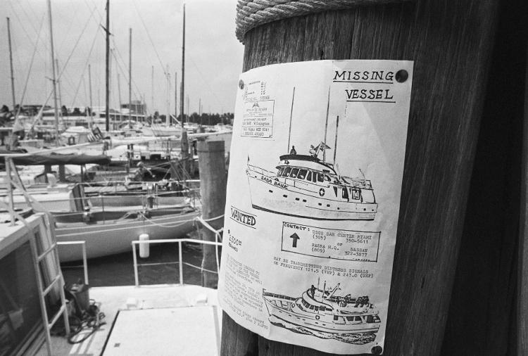 Cartaz de recompensa para quem encontrasse o iate Saba Bank, desaparecido no Triângulo das Bermudas, em 1974