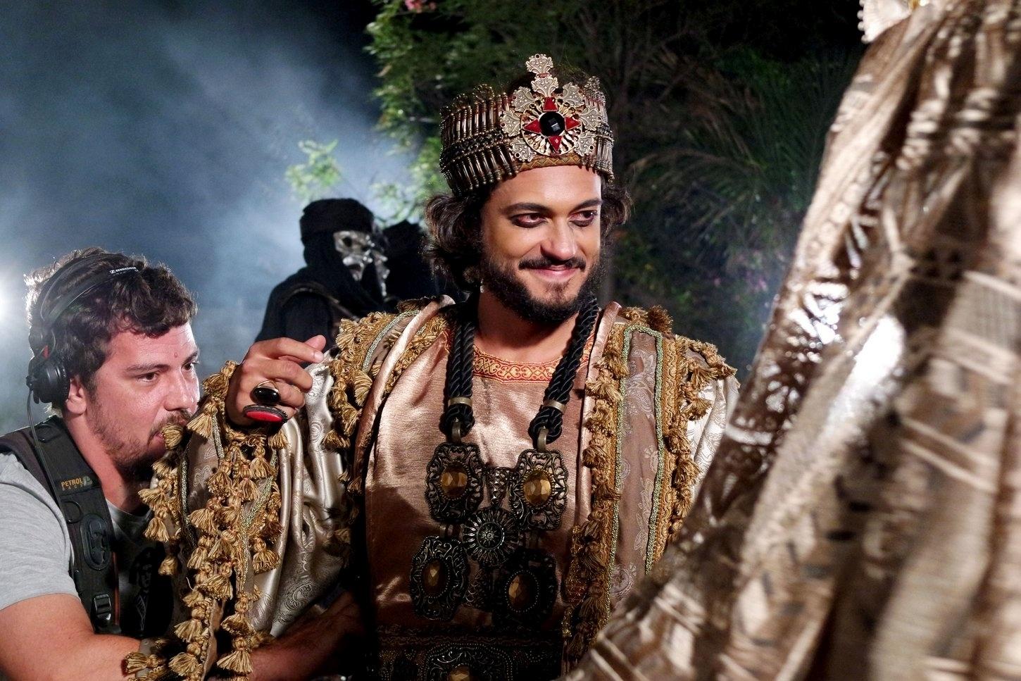 10.dez.2016 - Além de Raphael Vianna e Aline Riscado, a edição 2017 de "A Paixão de Cristo" contará com Romulo Neto (Jesus), Leticia Birkheuer (Maria), Adriana Birolli (Madalena), Jesus Luz (apostolo João) e Joaquim Lopes (Pilatos) - AgNews