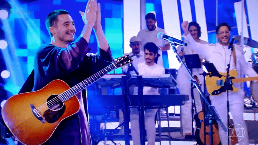 Tiago Iorc faz apresentação de nova música no "Caldeirão" - Reprodução/TV Globo