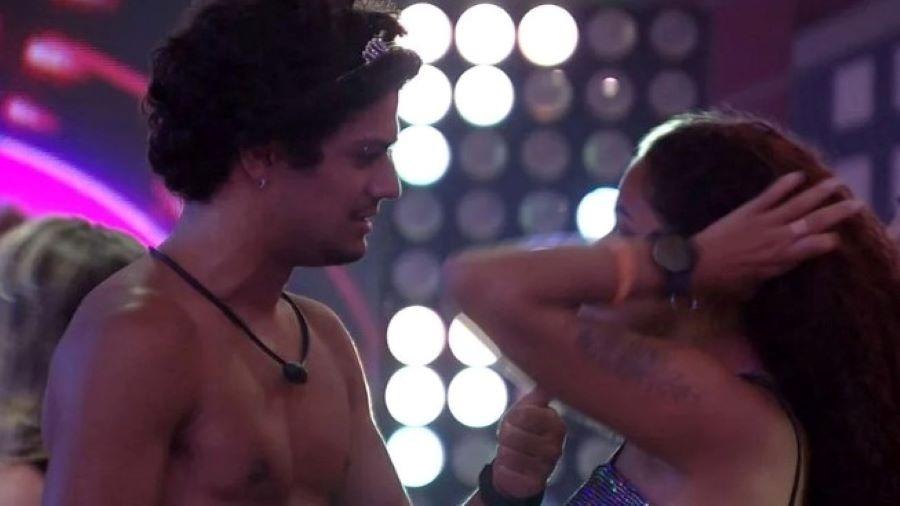 BBB 23: Gabriel Santana pergunta para Paula se está maluco por querer beijá-la - Reprodução/Globoplay