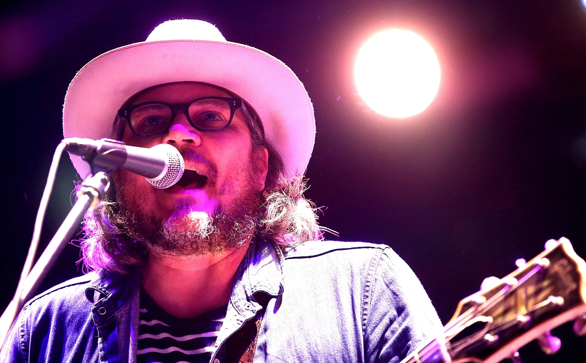 8.out.2016 - Com ingressos esgostados, Wilco faz show no Popload Festival em São Paulo - Flávio Florido/UOL