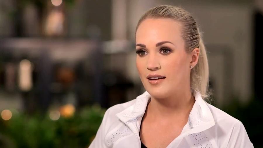 Carrie Underwood dá entrevista ao programa "Today" após acidente que a deixou com 50 pontos no rosto - Reprodução/Twitter