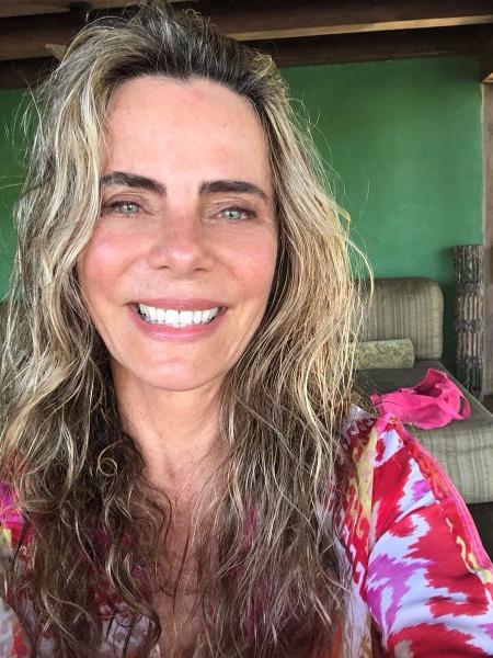 Bruna Lombardi dá vida à sexóloga Sofia na série "A Vida Secreta dos Casais" - Reprodução/Instagram