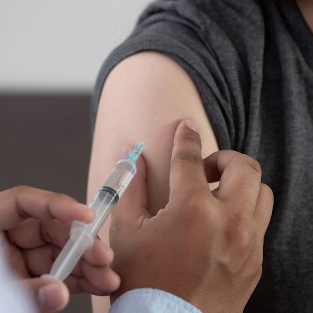 Tire 10 dúvidas sobre a vacina contra HPV - juststock/iStock