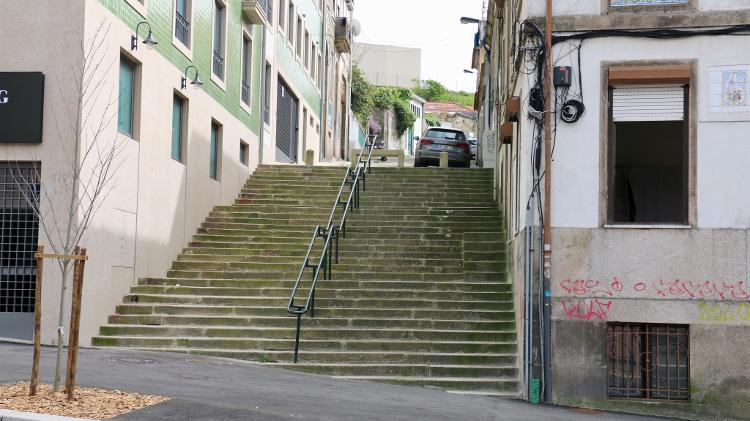 Vielas e escadarias vazias na região central do Porto - Lira Neto/UOL