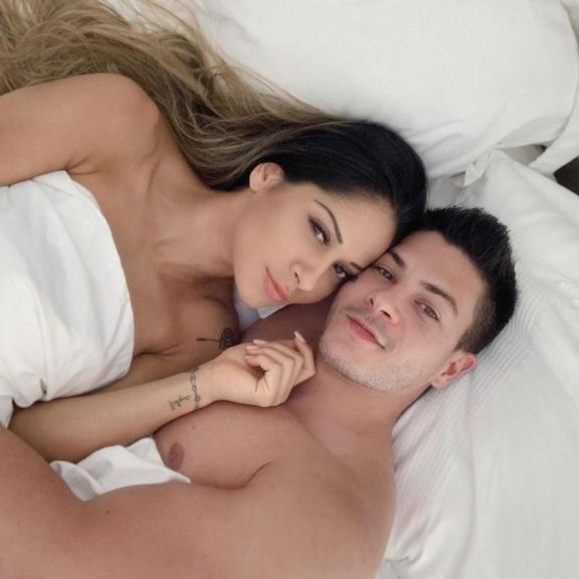 Mesmo Separados Mayra Cardi E Arthur Aguiar Ainda Dormem Na Mesma