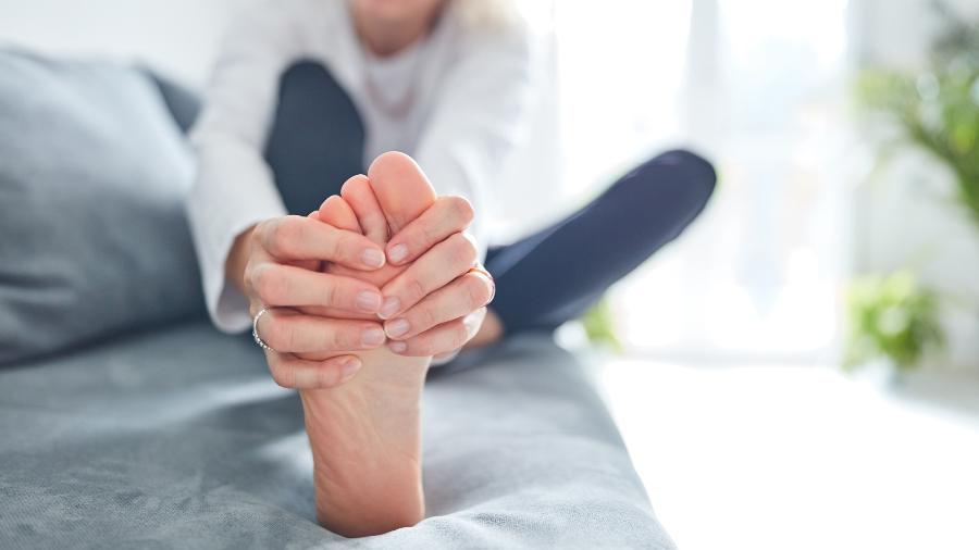 Qualquer pessoa que busque o conforto dos pés pode usar um calçado ortopédico - Getty Images