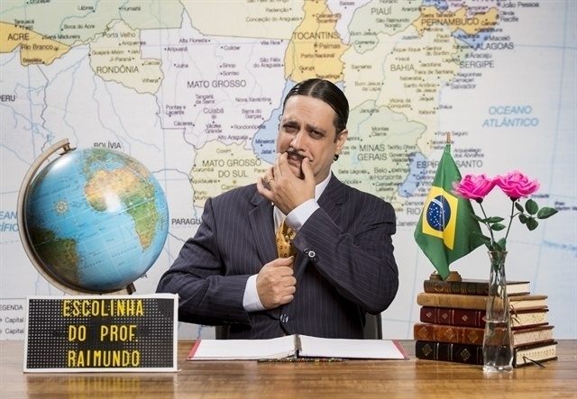 Lúcio Mauro Filho faz uma homenagem ao pai, Lúcio Mauro, ao interpretar Aldemar Vigário. O aluno adora resgatar histórias do passado de Raimundo em Maranguape  - João Miguel Júnior/TV Globo