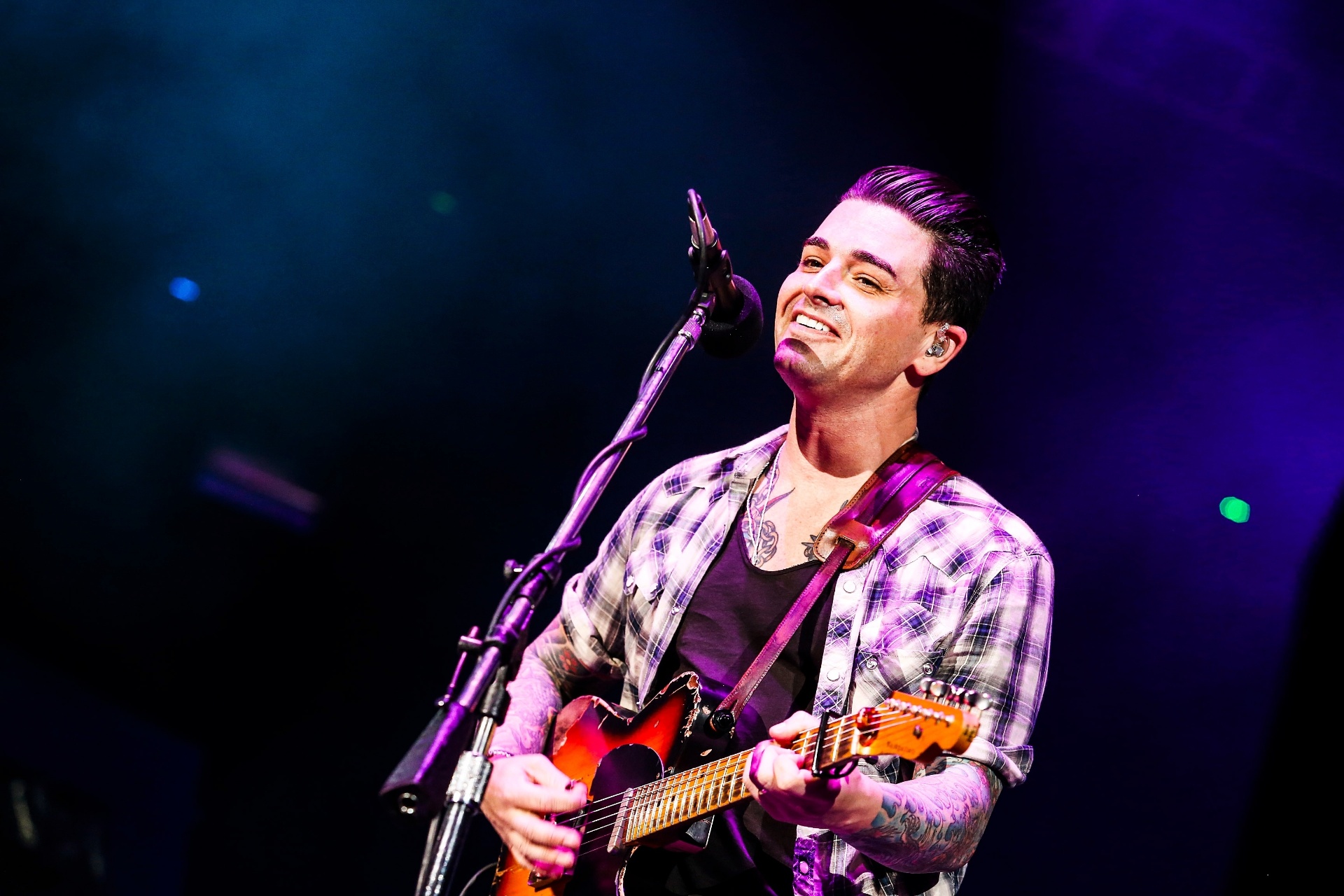 17.mar.2016 - Banda norte americana Dashboard Confessional se apresenta no Allianz Parque, em São Paulo, como numero de abertura para o Maroon 5 - Lucas Lima/UOL