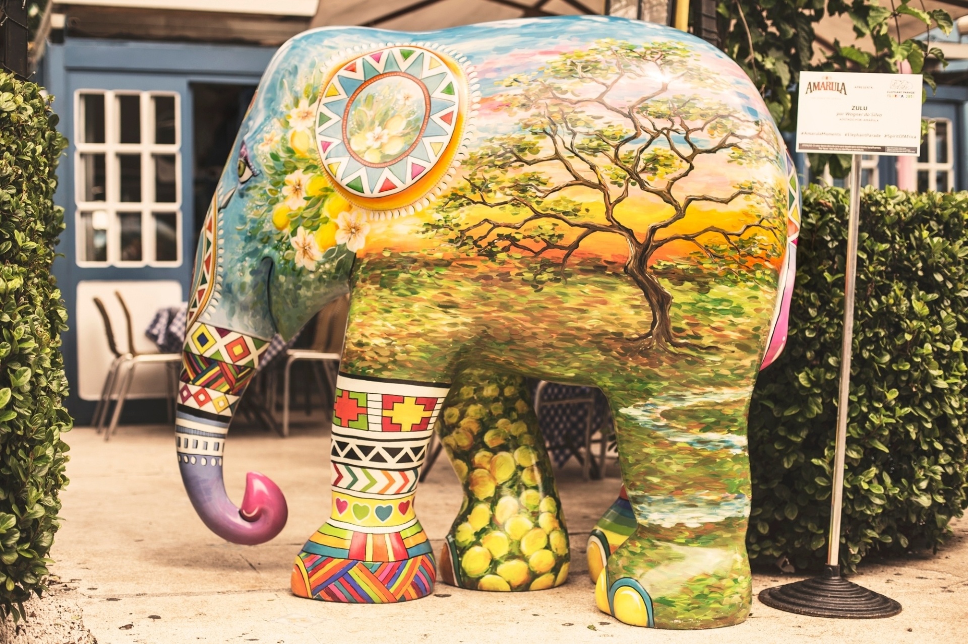 Elefante Zulu, do artista Wagner da Silva, está na Mercearia São Roque (rua Amauri, 35 - Jardim Europa). As esculturas ficam em São Paulo até o final de março. No dia 2 de abril, as peças voltam a Florianópolis para um leilão beneficente. - Divulgação